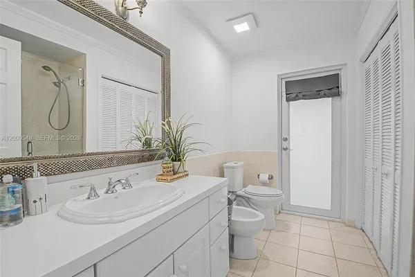 $12,000 | 7230 Southwest 104th Street, Pinecrest, FL 33156