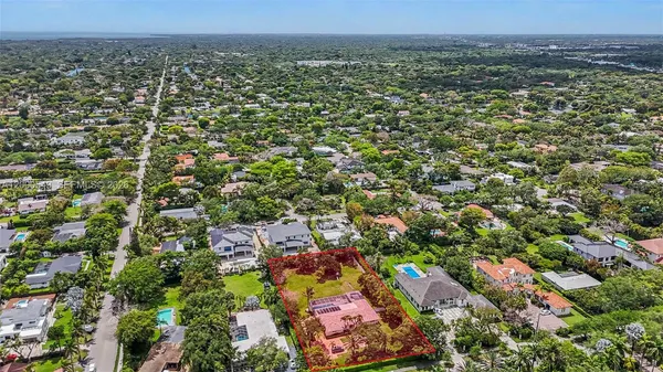 $12,000 | 7230 Southwest 104th Street, Pinecrest, FL 33156