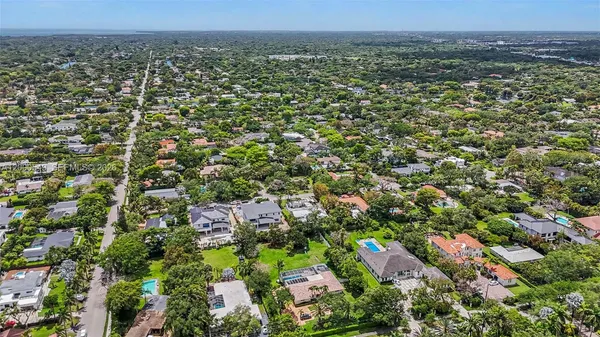 $12,000 | 7230 Southwest 104th Street, Pinecrest, FL 33156