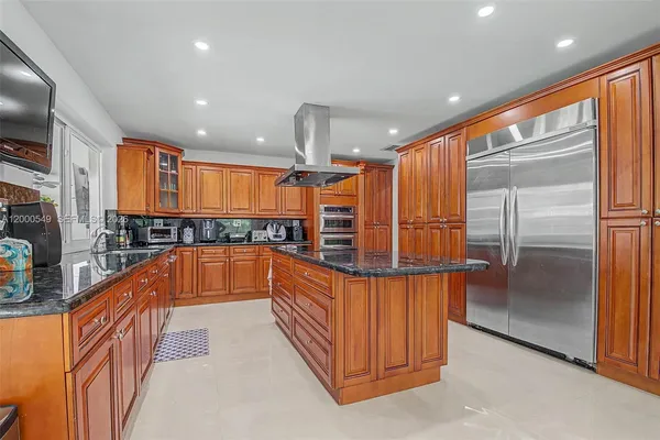 $12,000 | 7230 Southwest 104th Street, Pinecrest, FL 33156