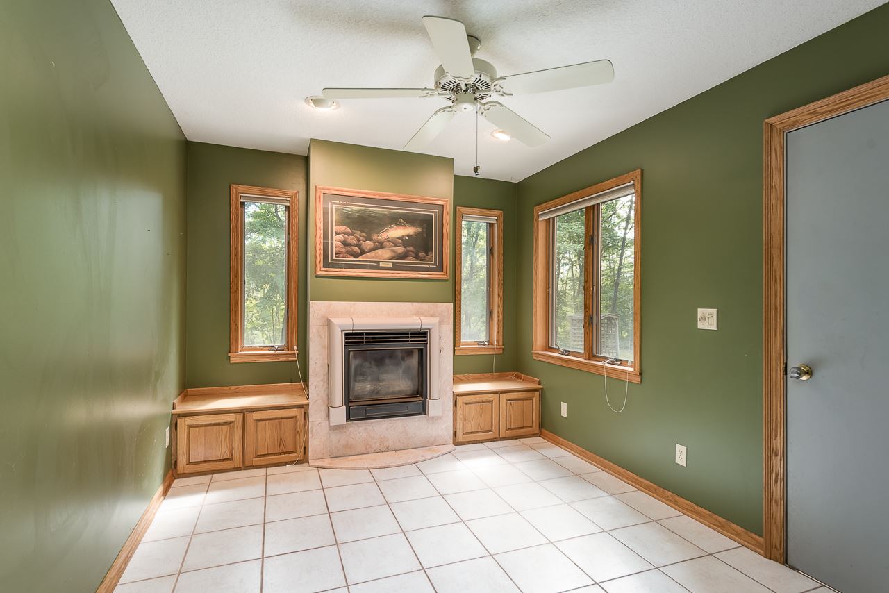 1916 Kaiser Tower Road Pinconning, MI 48650 - Photo 13 of 30