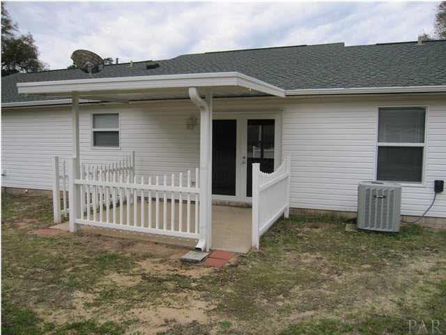 4240 Galt City Road Milton, FL 32583 - Photo 21 of 25 12 x 10 covered patio perfect for a cookout!