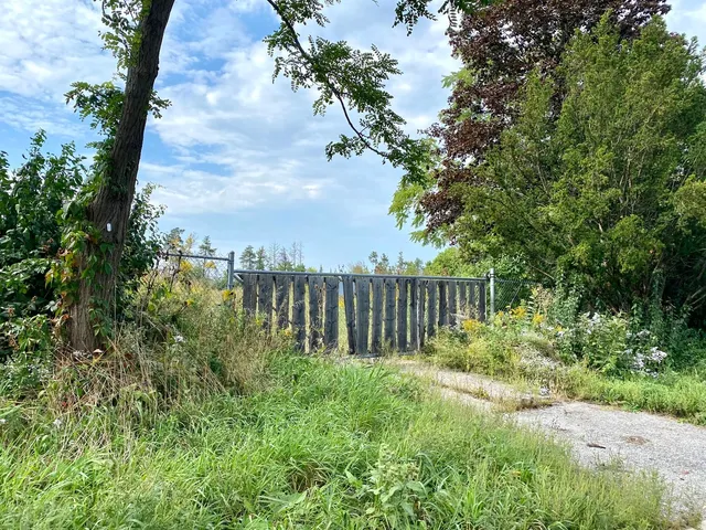 $875,000 | 28884 North Il Route 83 Street, Mundelein, IL 60060