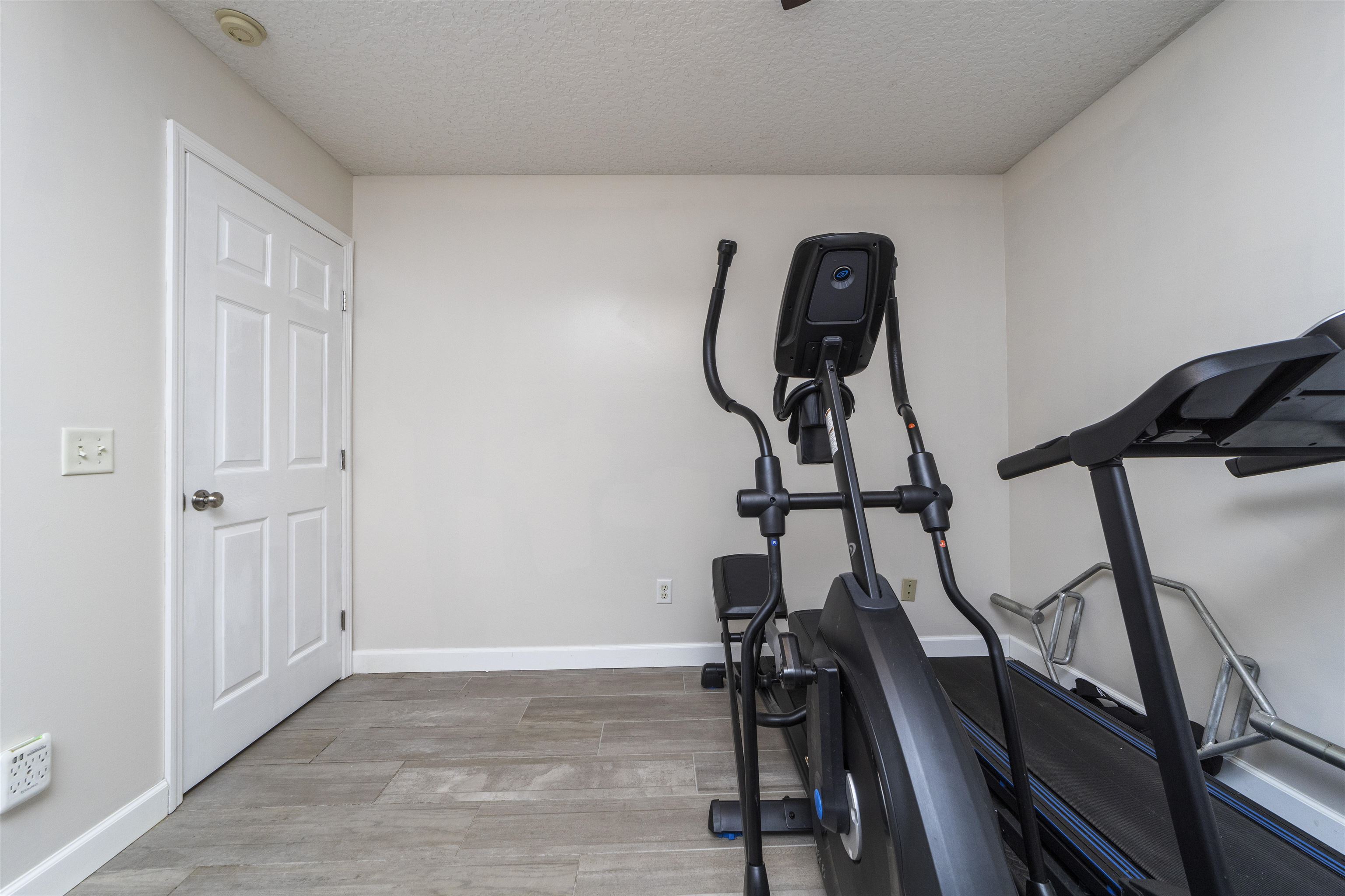 845 Wildwood Drive St. Augustine, FL 32086 - Photo 33 of 58 a view of a room with gym equipment
