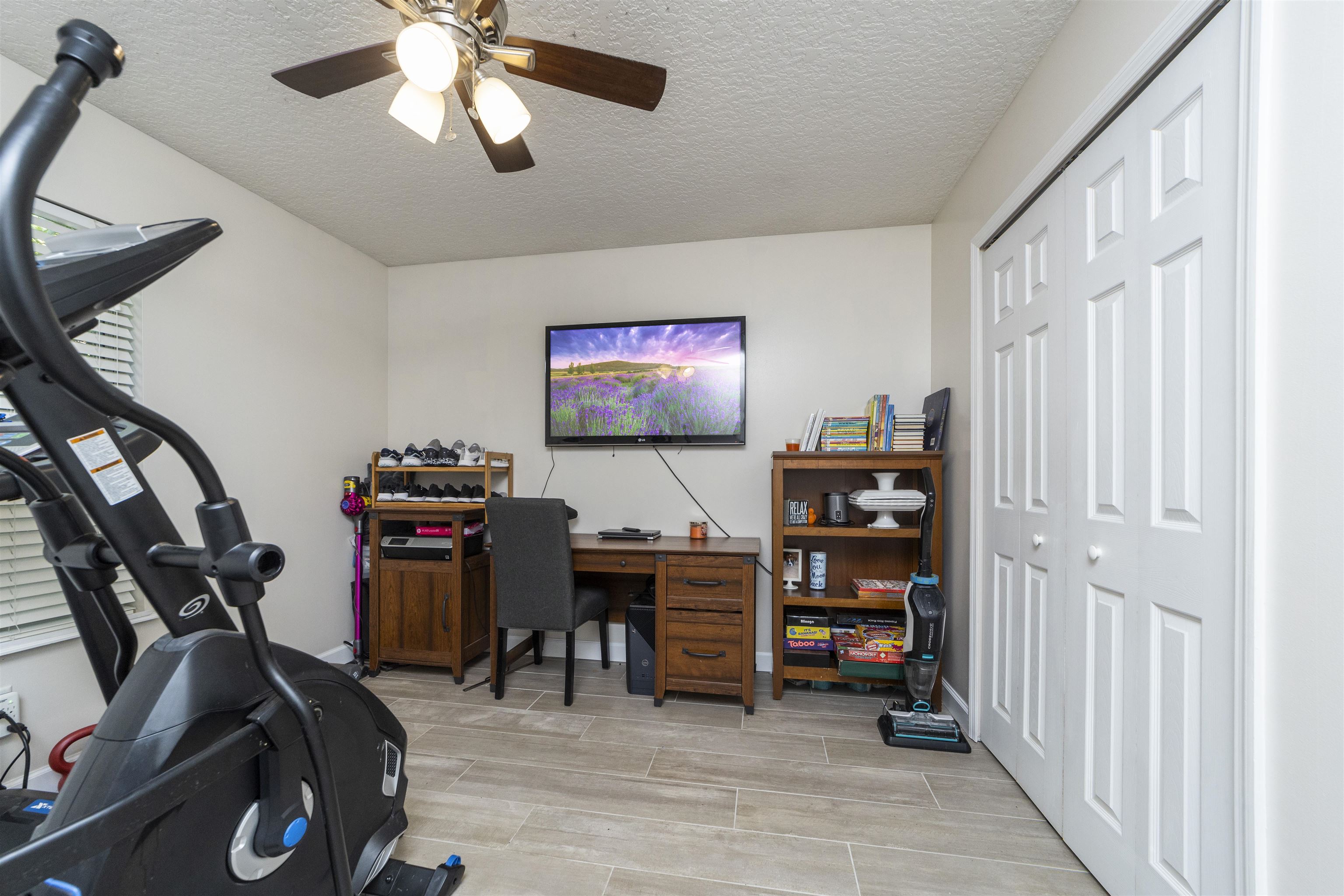 845 Wildwood Drive St. Augustine, FL 32086 - Photo 34 of 58 a view of a workspace with furniture and entryway