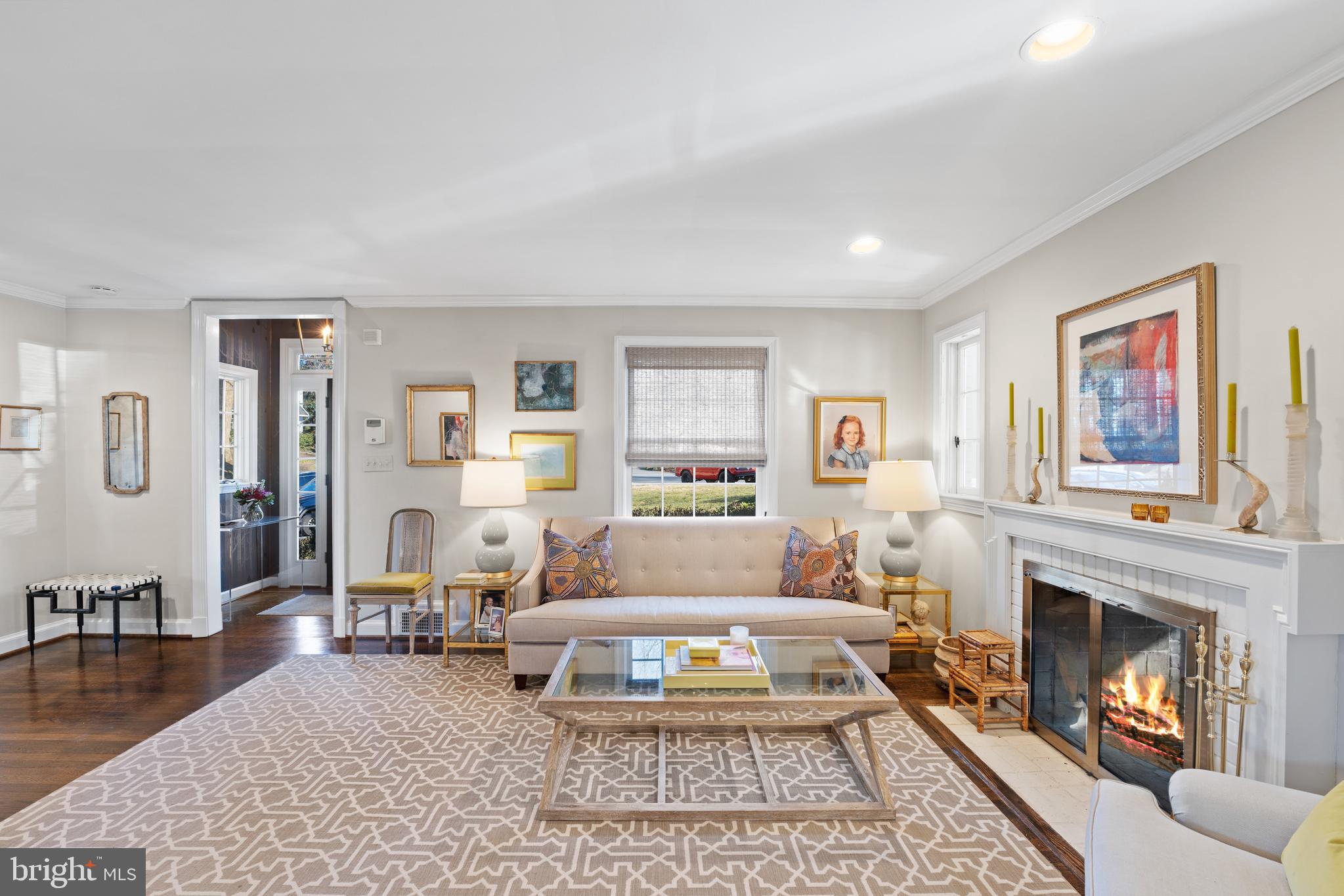 5900 Harwick Road Bethesda, MD 20816 - Photo 2 of 21 Living Room