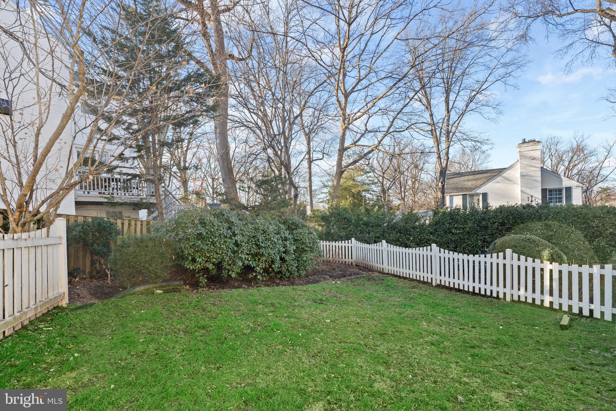 5900 Harwick Road Bethesda, MD 20816 - Photo 20 of 21 Backyard