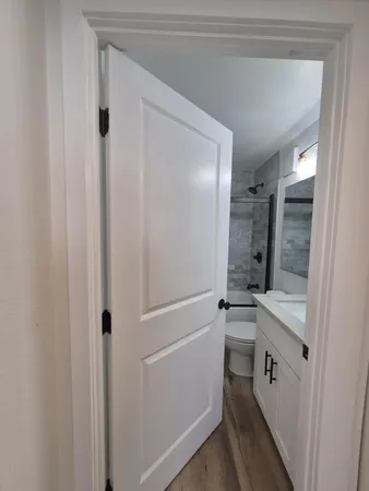 $3,250 | 600 West 9th Street, Unit 1011, Los Angeles, CA 90015