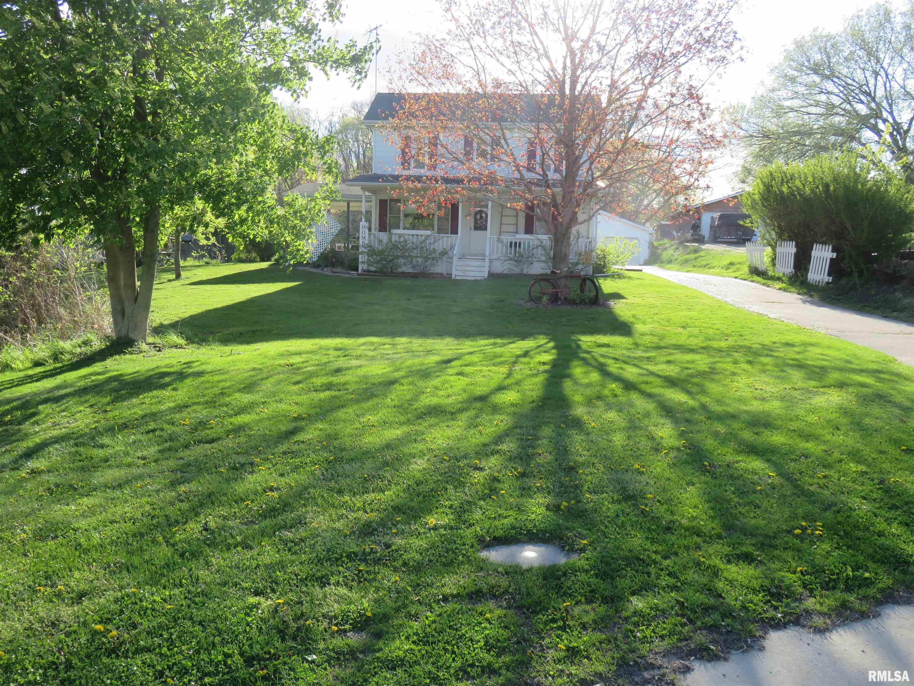 13895 Lincoln Road Morrison, IL 61270 - Photo 4 of 46