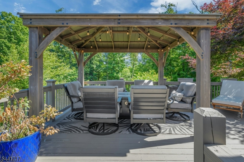 215 Mountainview Road Warren, NJ 07059 - Photo 26 of 37