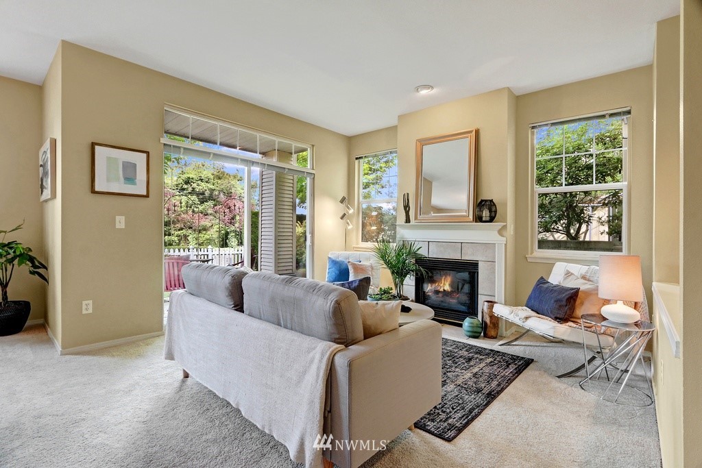 400 South 46th Place, Unit D Renton, WA 98055 - Photo 3 of 25