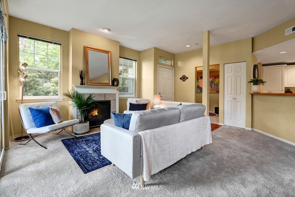 400 South 46th Place, Unit D Renton, WA 98055 - Photo 6 of 25