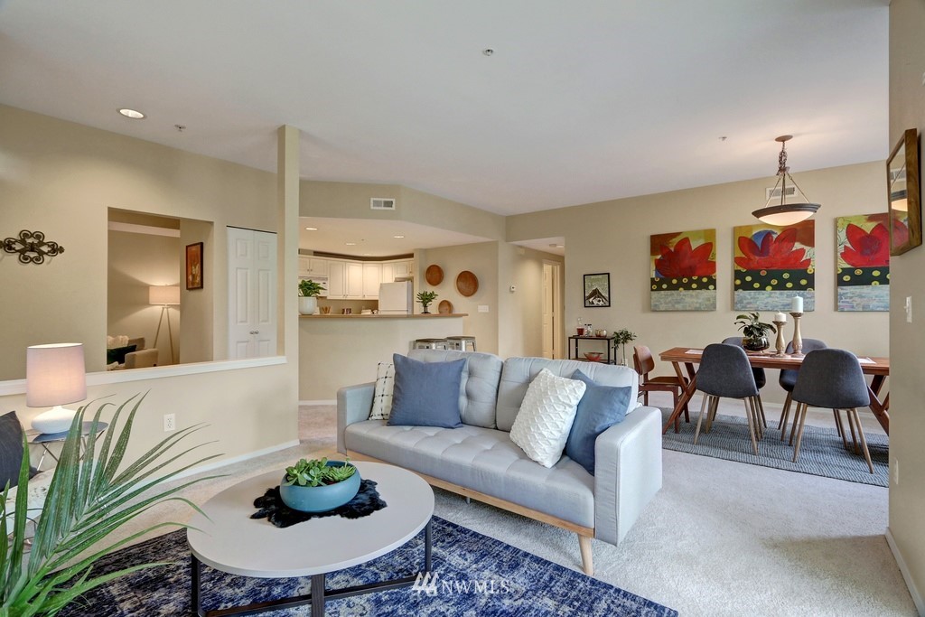 400 South 46th Place, Unit D Renton, WA 98055 - Photo 7 of 25