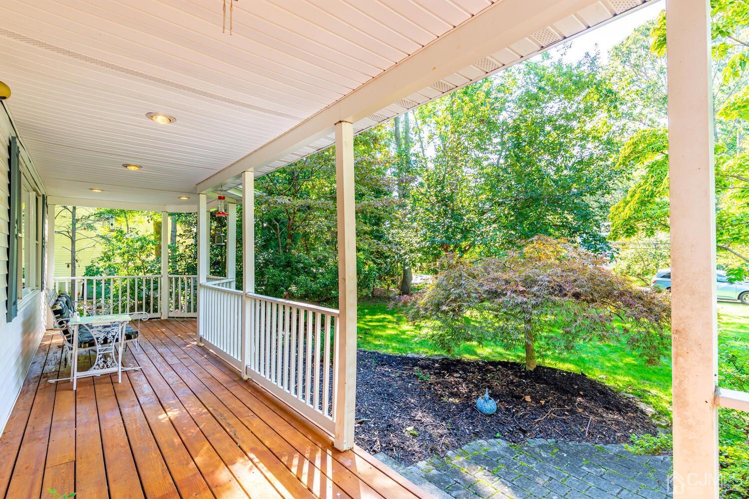 511 Declaration Lane Jackson, NJ 08527 - Photo 11 of 61 Gallery Image 11