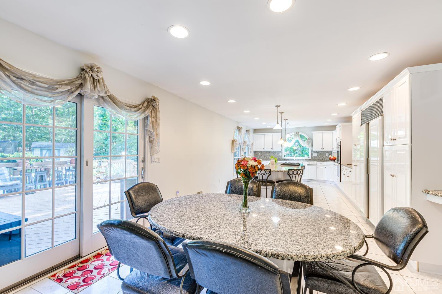 511 Declaration Lane Jackson, NJ 08527 - Photo 21 of 61 Gallery Image 21