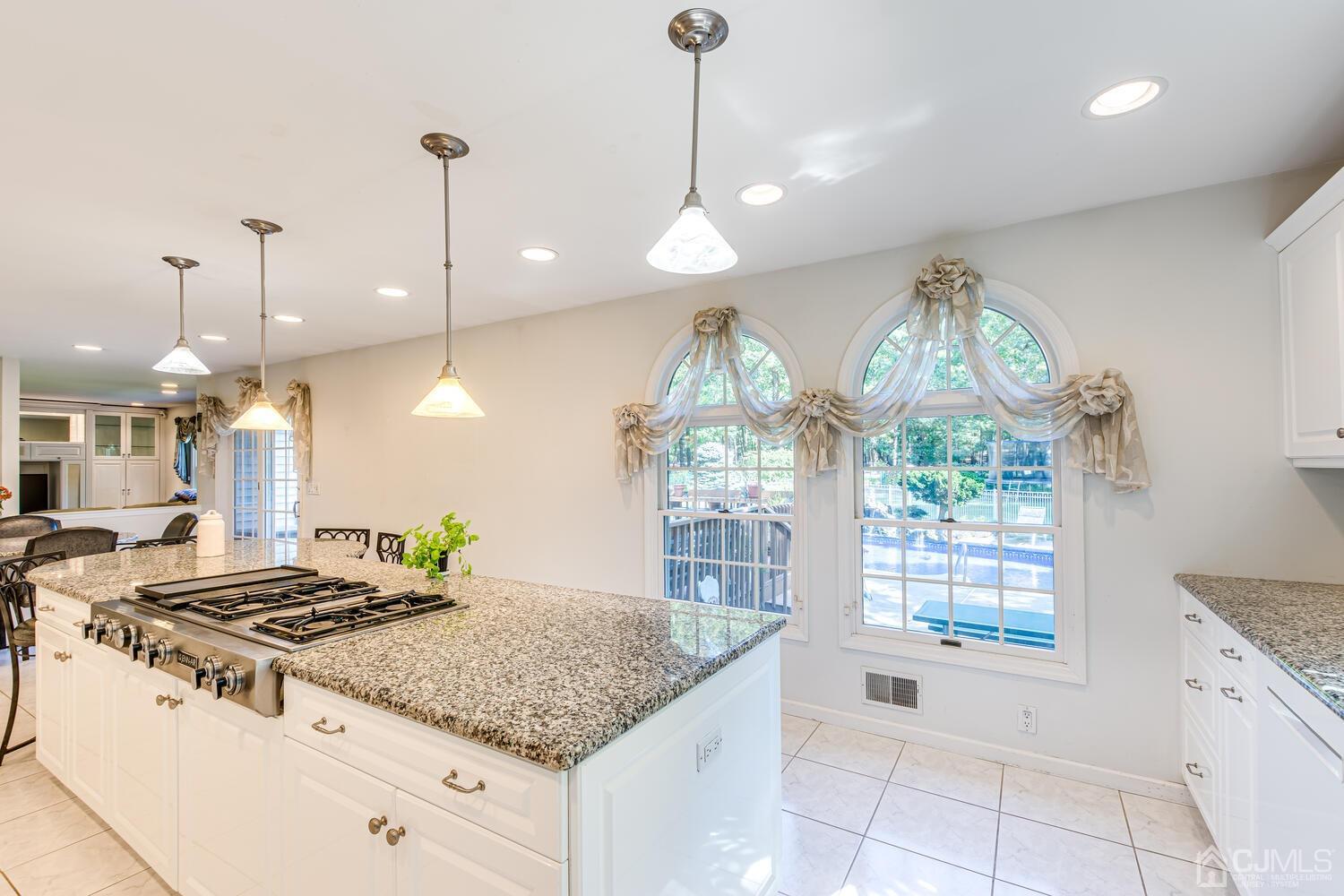 511 Declaration Lane Jackson, NJ 08527 - Photo 25 of 61 Gallery Image 25