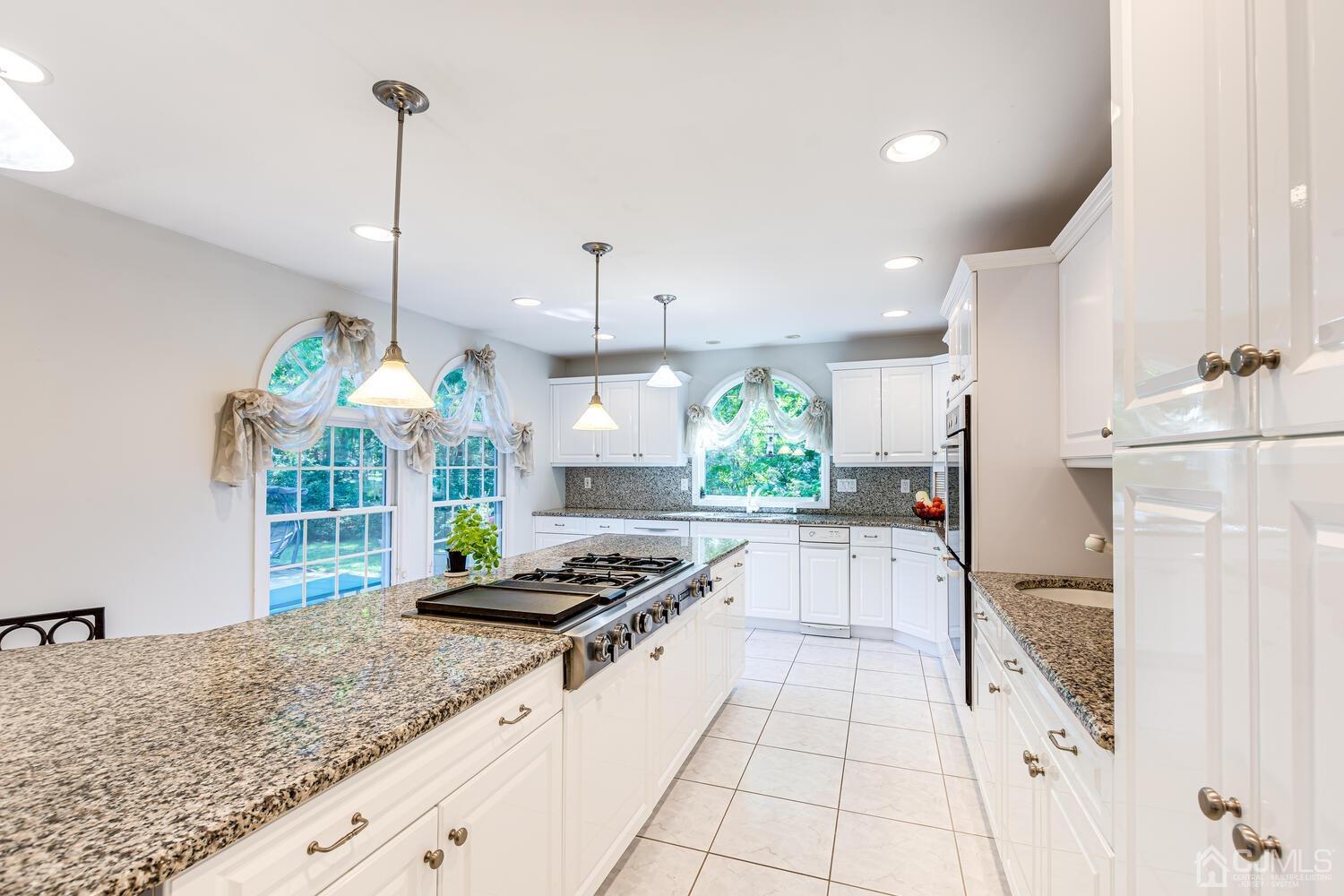 511 Declaration Lane Jackson, NJ 08527 - Photo 26 of 61 Gallery Image 26
