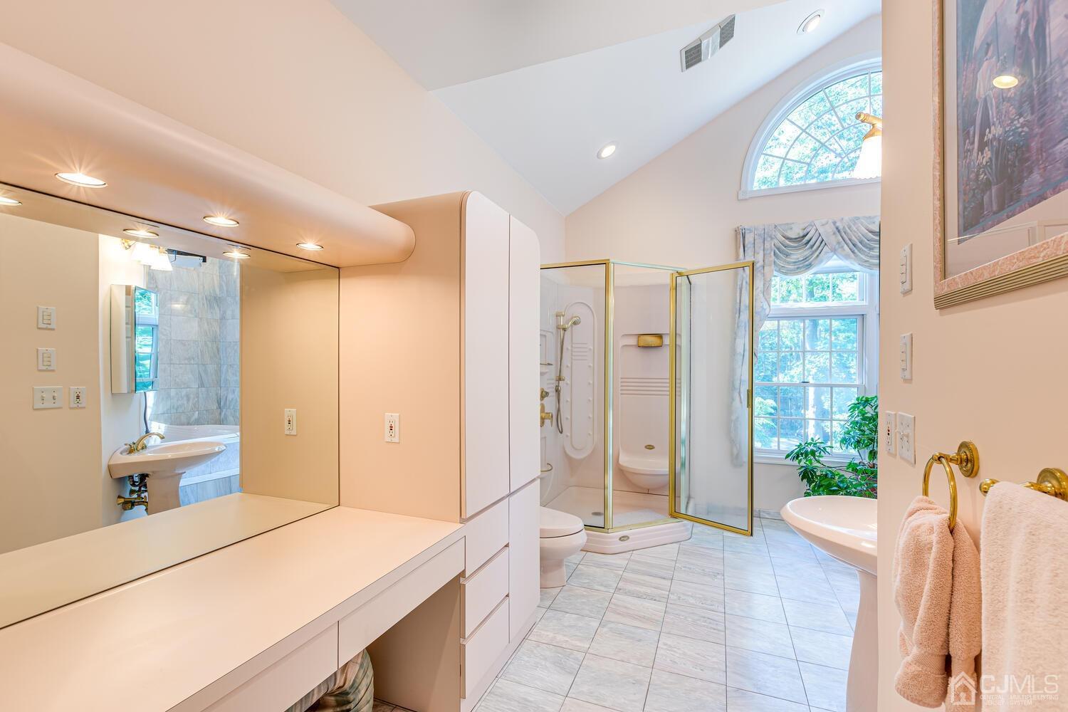 511 Declaration Lane Jackson, NJ 08527 - Photo 37 of 61 Gallery Image 37