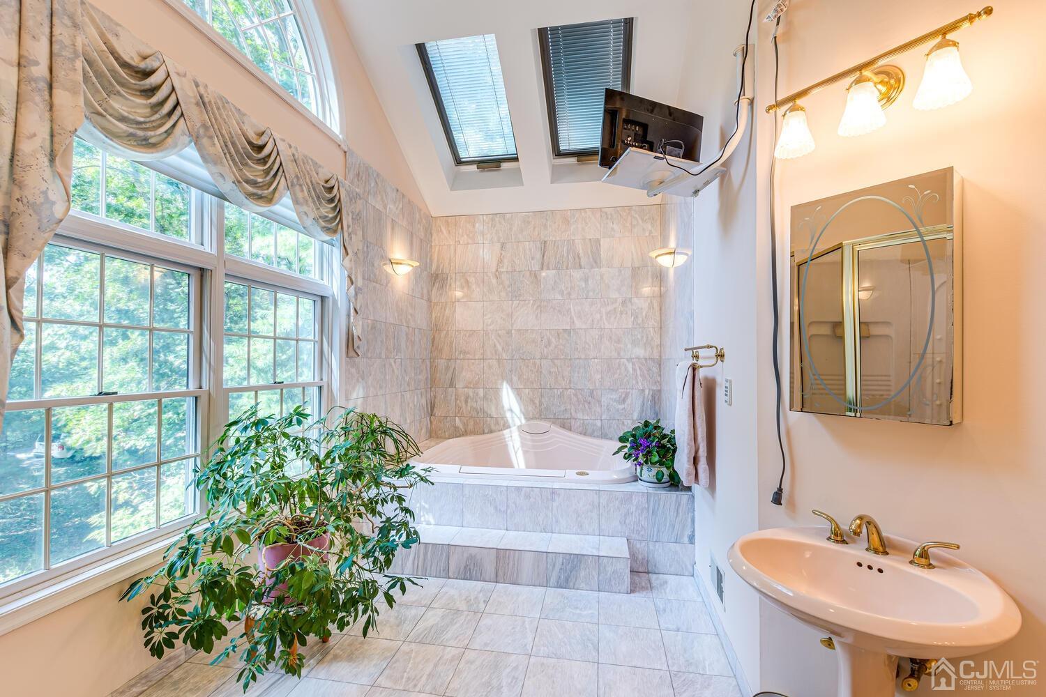 511 Declaration Lane Jackson, NJ 08527 - Photo 39 of 61 Gallery Image 39