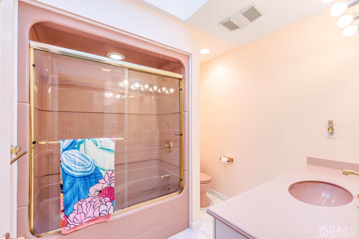 511 Declaration Lane Jackson, NJ 08527 - Photo 44 of 61 Gallery Image 44