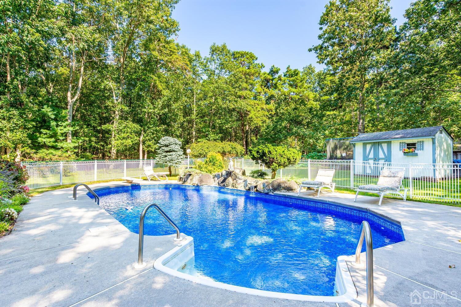 511 Declaration Lane Jackson, NJ 08527 - Photo 56 of 61 Gallery Image 56
