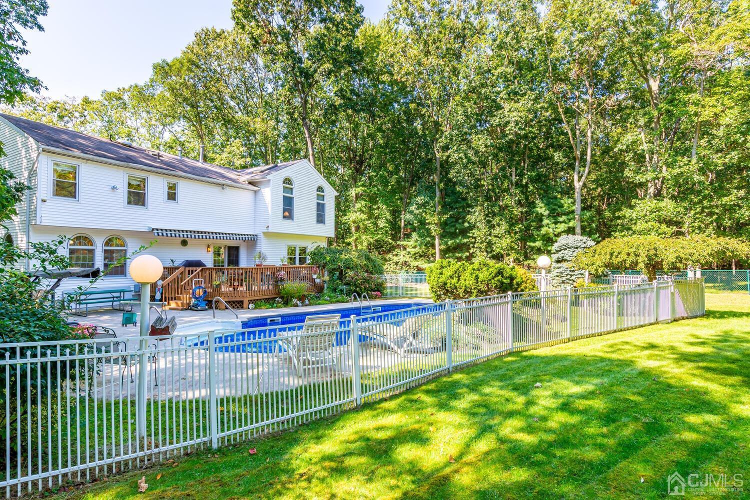 511 Declaration Lane Jackson, NJ 08527 - Photo 59 of 61 Gallery Image 59