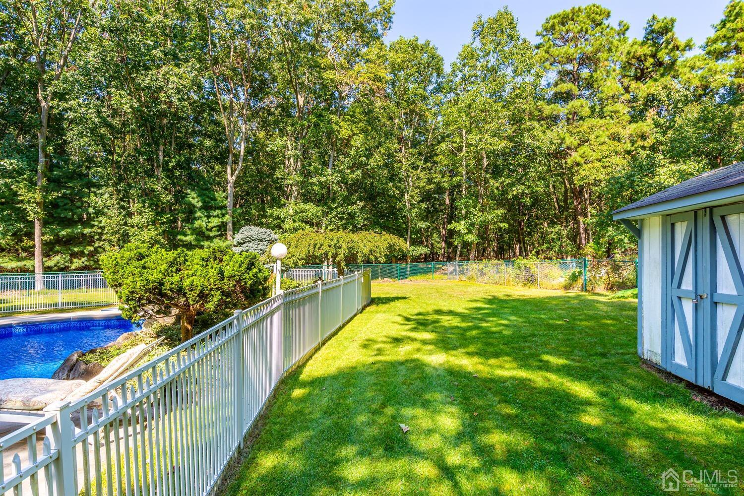 511 Declaration Lane Jackson, NJ 08527 - Photo 60 of 61 Gallery Image 60