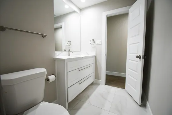 $3,100 | 1422 Addington Street, Irving, TX 75062