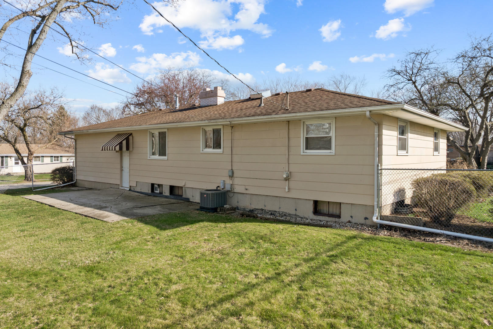 810 Revere Road South Elgin, IL 60177 - Photo 20 of 28 Gallery Image 20
