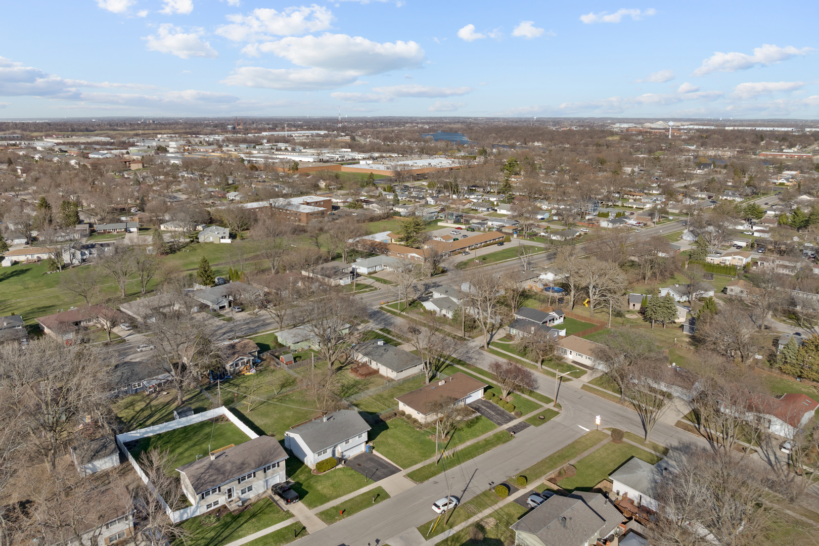 810 Revere Road South Elgin, IL 60177 - Photo 28 of 28 Gallery Image 28