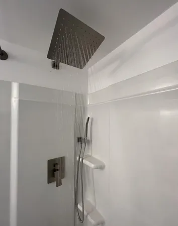 a view of utility room