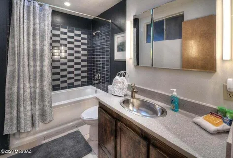 $2,295 | 5050 East Julia Street, Tucson, AZ 85711