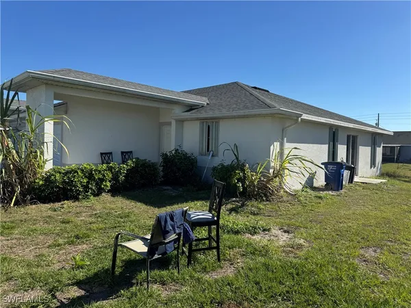 $495,000 | 5263-5265 Benton Street, Lehigh Acres, FL 33971