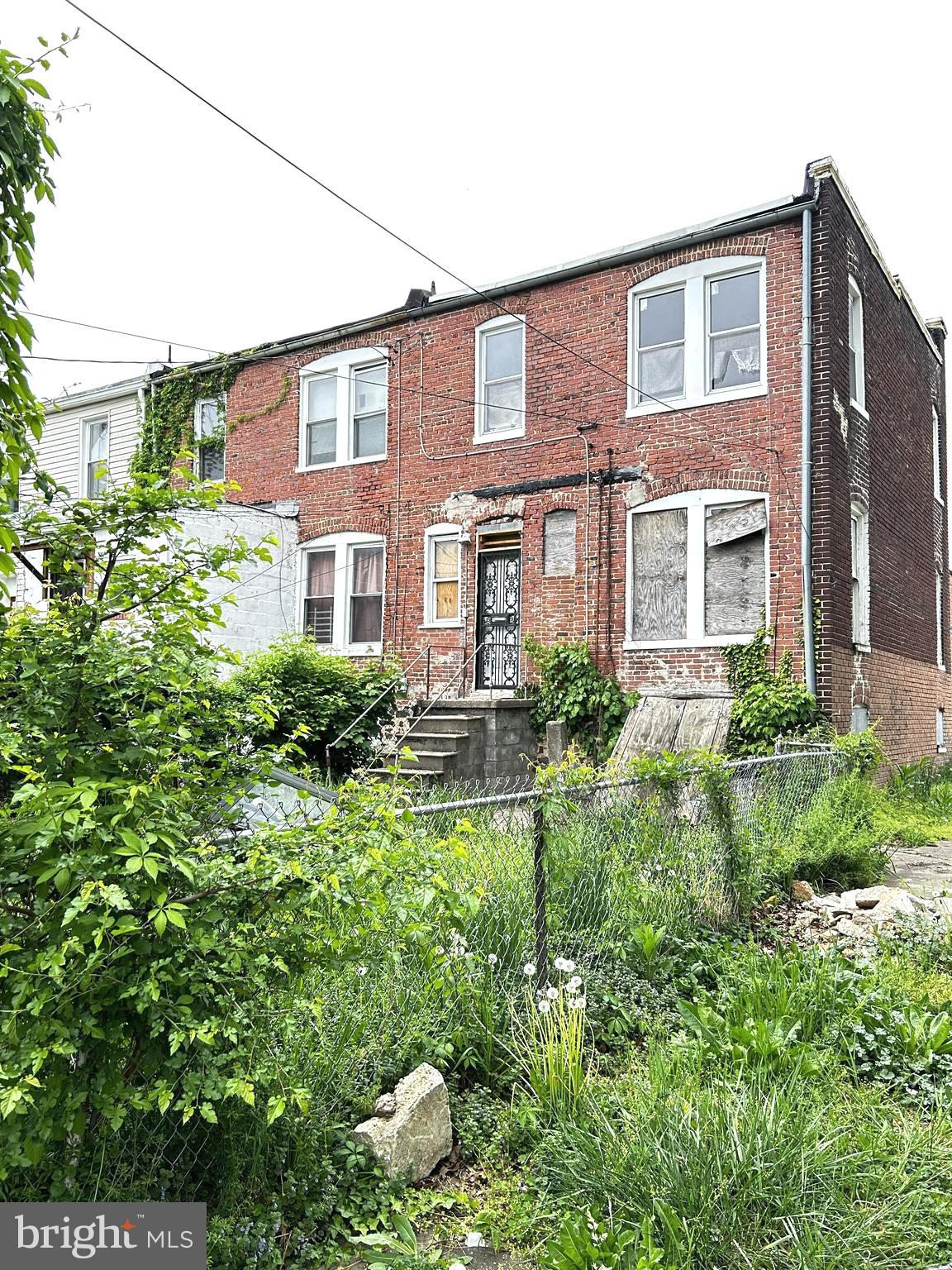 2901 Ridgewood Avenue Baltimore, MD 21215 - Photo 2 of 3 Gallery Image 2