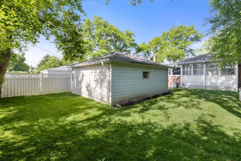 $599,000 | 604 Lavergne Avenue, Wilmette, IL 60091