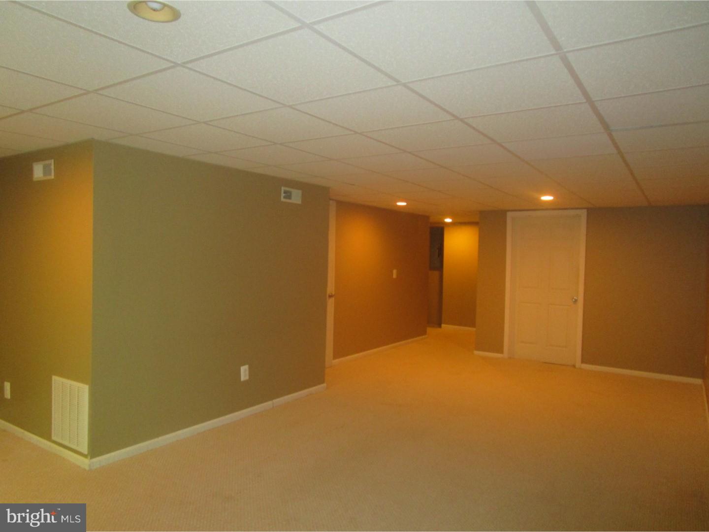 9 Millstream Road Clementon, NJ 08021 - Photo 7 of 12 Gallery Image 7