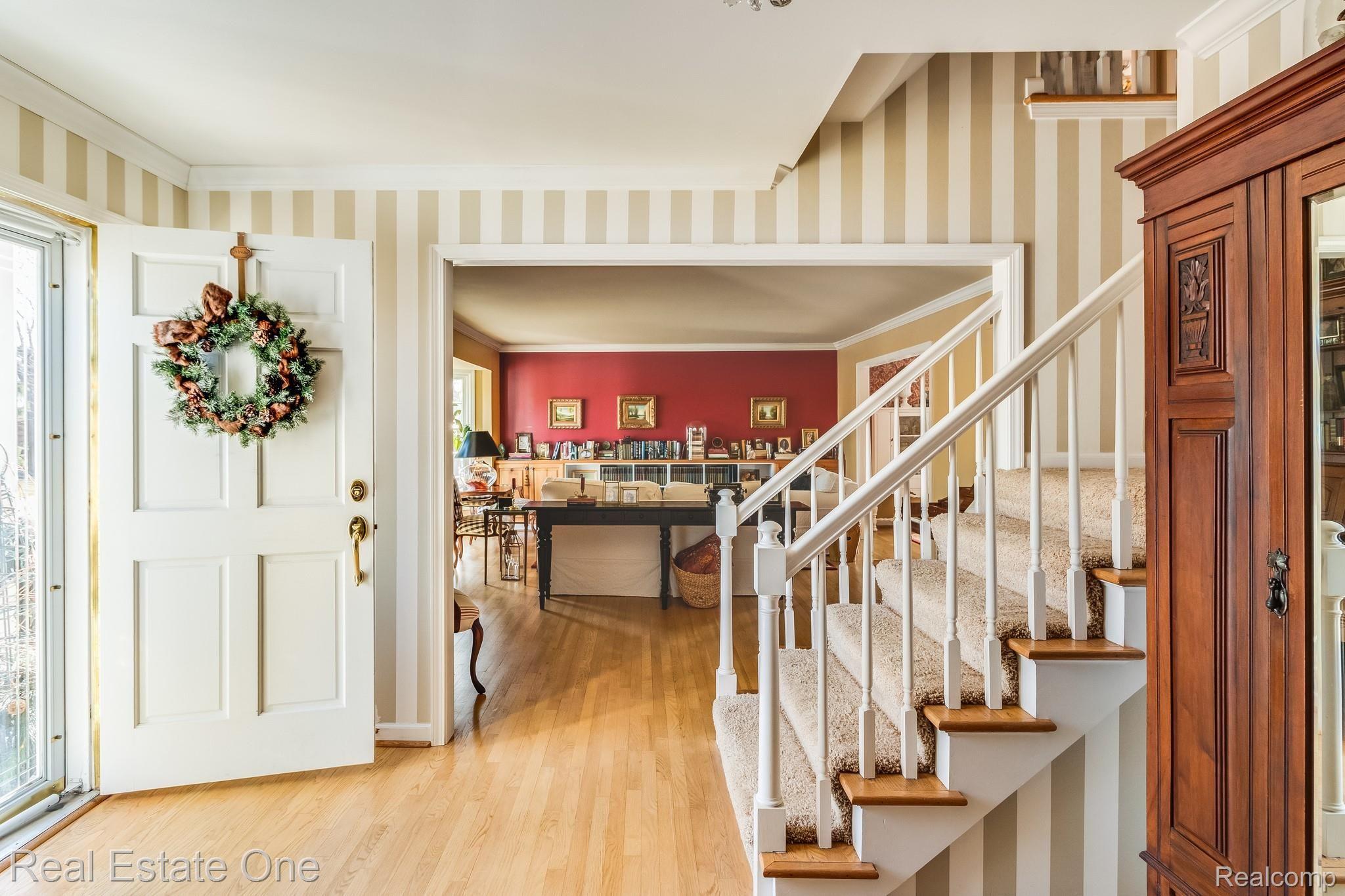 35949 Congress Road Farmington, MI 48335 - Photo 25 of 47 IMG_0236.jpg