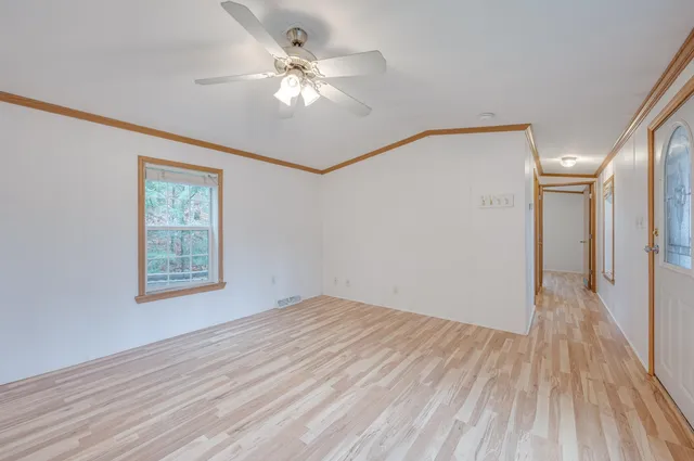 $128,499 | 86 Nh Rte 4a, Unit 6 UPPER, Enfield, NH 03748