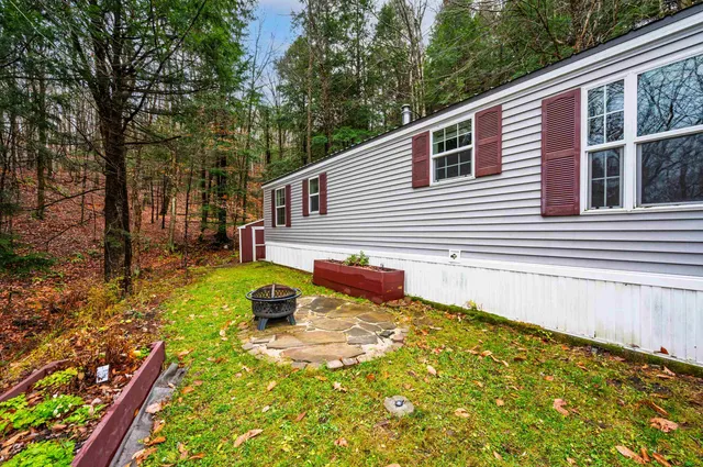 $128,499 | 86 Nh Rte 4a, Unit 6 UPPER, Enfield, NH 03748