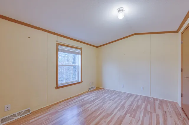 $128,499 | 86 Nh Rte 4a, Unit 6 UPPER, Enfield, NH 03748