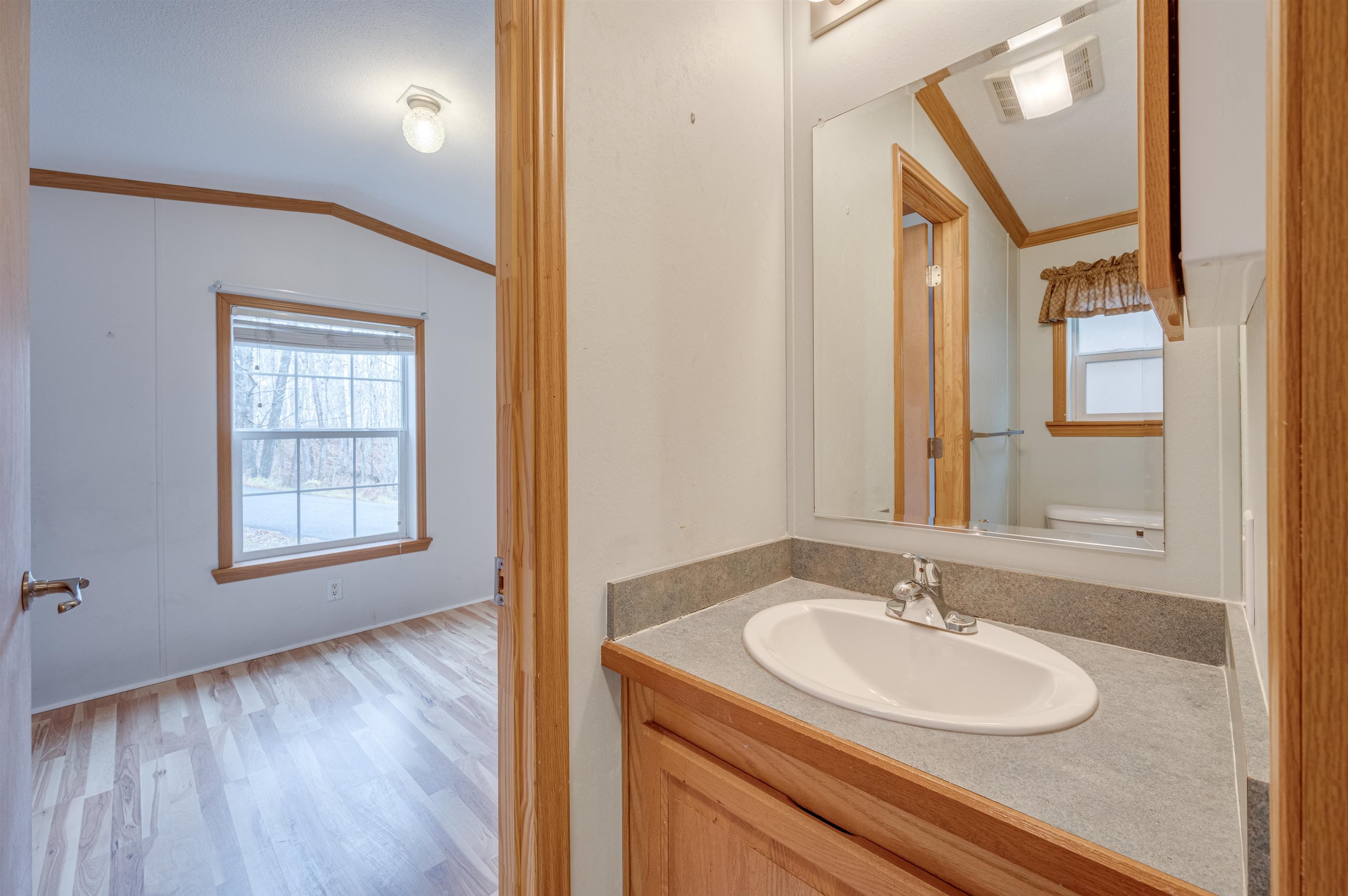 86 Nh Rte 4a, Unit 6 UPPER Enfield, NH 03748 - Photo 31 of 42