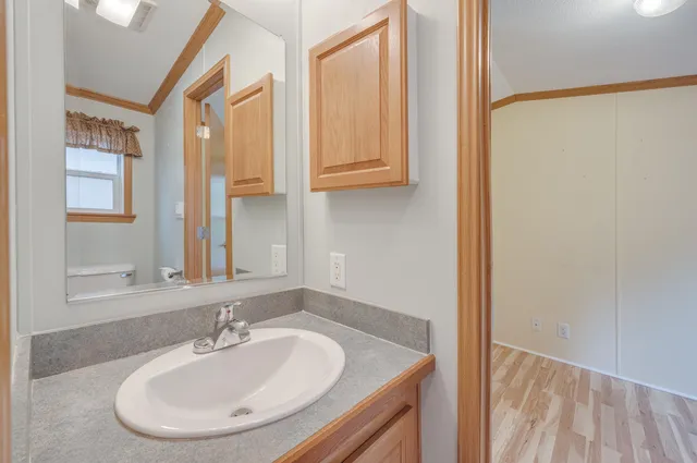 $128,499 | 86 Nh Rte 4a, Unit 6 UPPER, Enfield, NH 03748