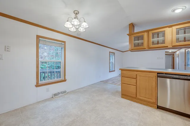 $128,499 | 86 Nh Rte 4a, Unit 6 UPPER, Enfield, NH 03748