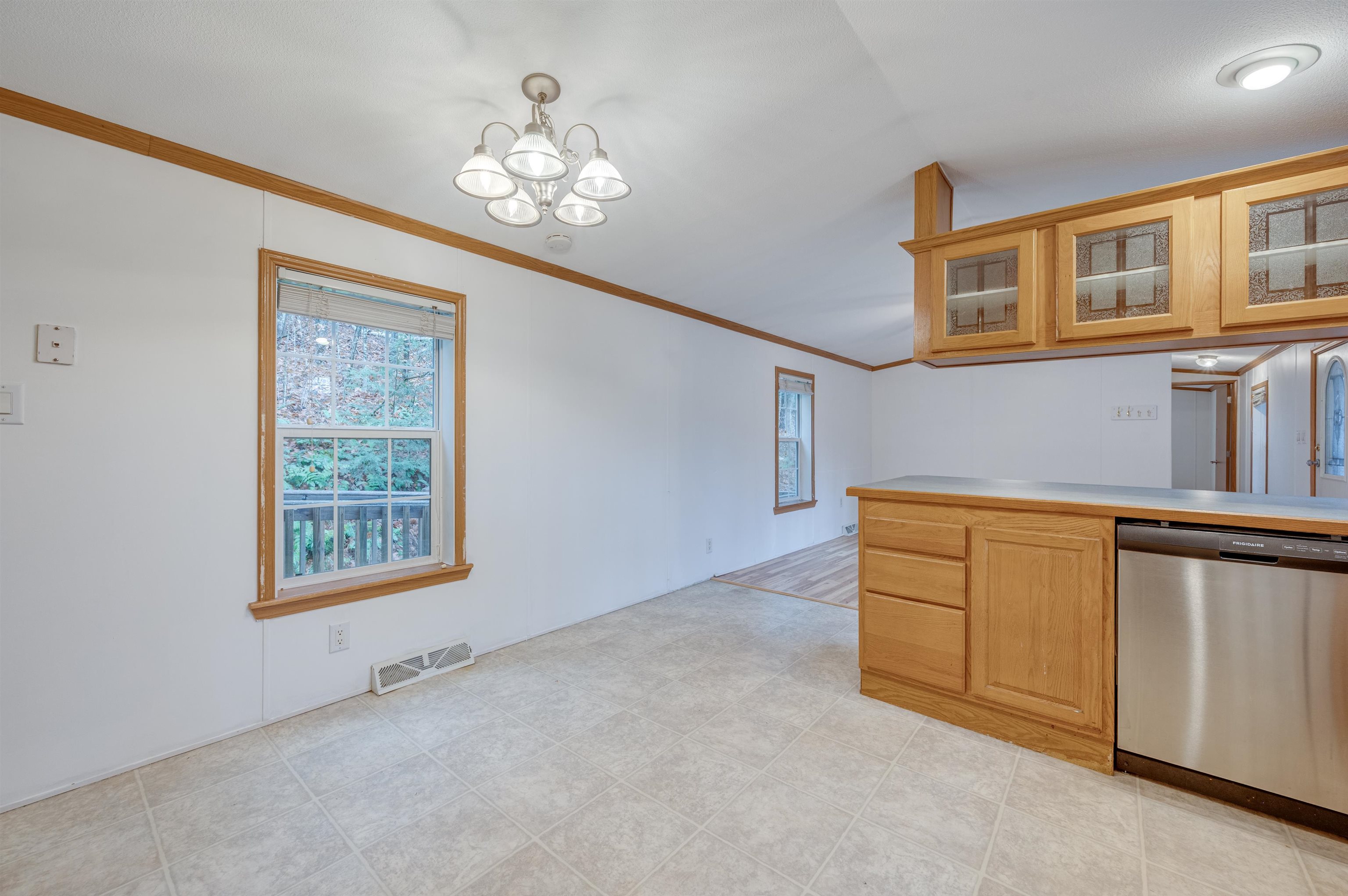 86 Nh Rte 4a, Unit 6 UPPER Enfield, NH 03748 - Photo 9 of 42