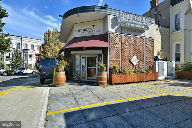 $1,249,500 | 1704 Independence Avenue Southeast, Washington, DC 20003