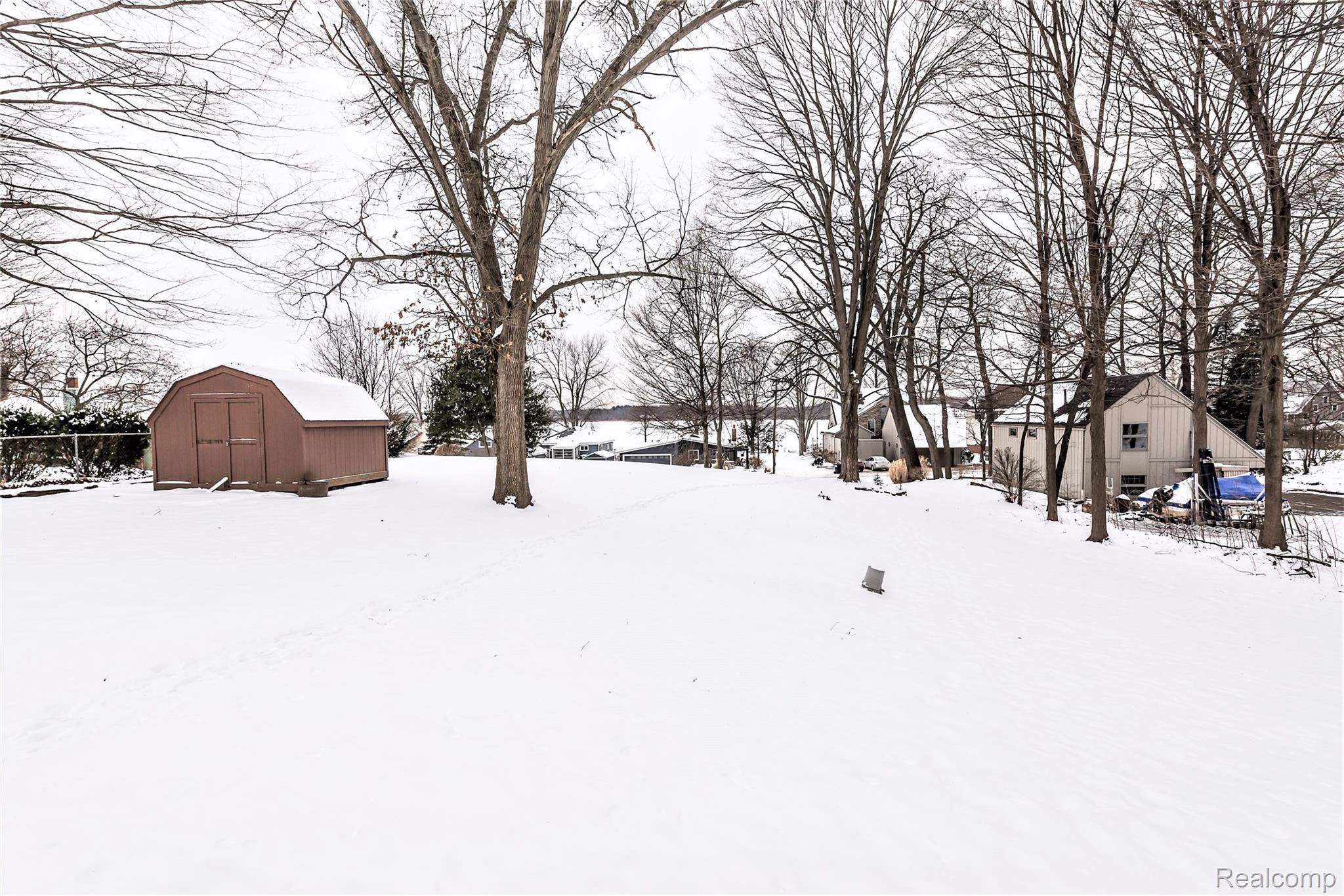 11344 Mcgregor Road Pinckney, MI 48169 - Photo 9 of 43 DSC_8.jpg