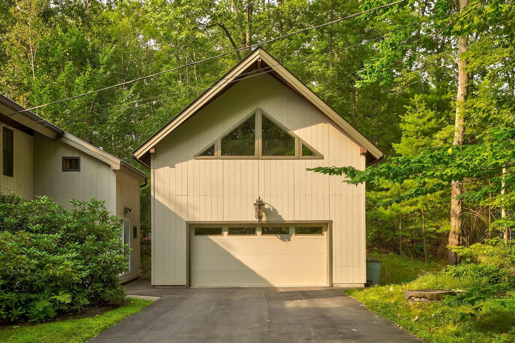 124 Goodhue Road Derry, NH 03038 - Photo 42 of 58