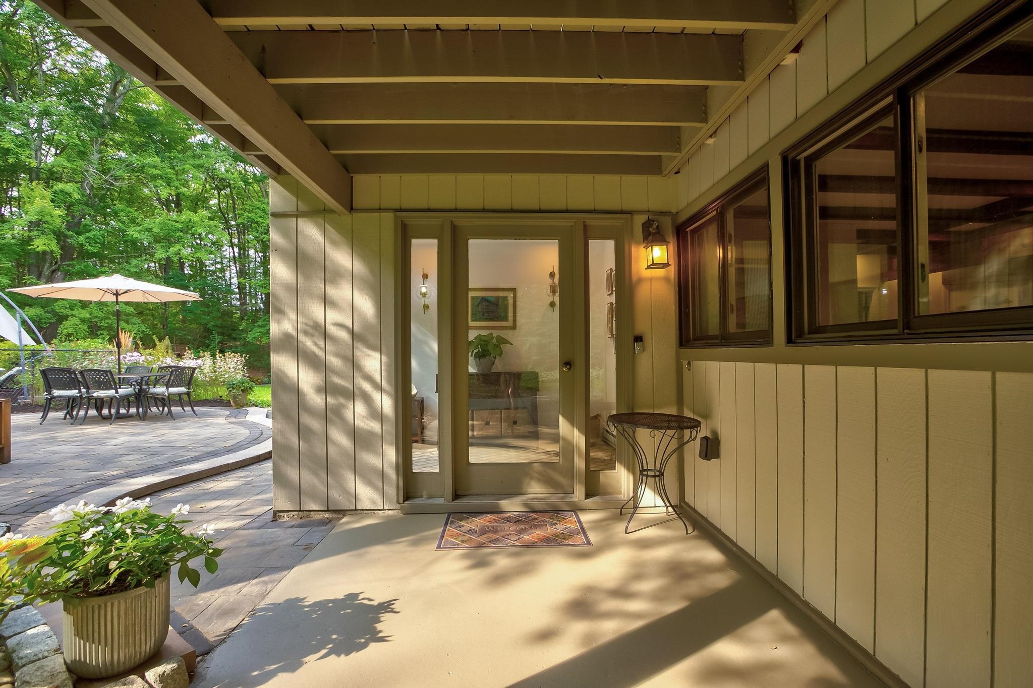 124 Goodhue Road Derry, NH 03038 - Photo 45 of 58