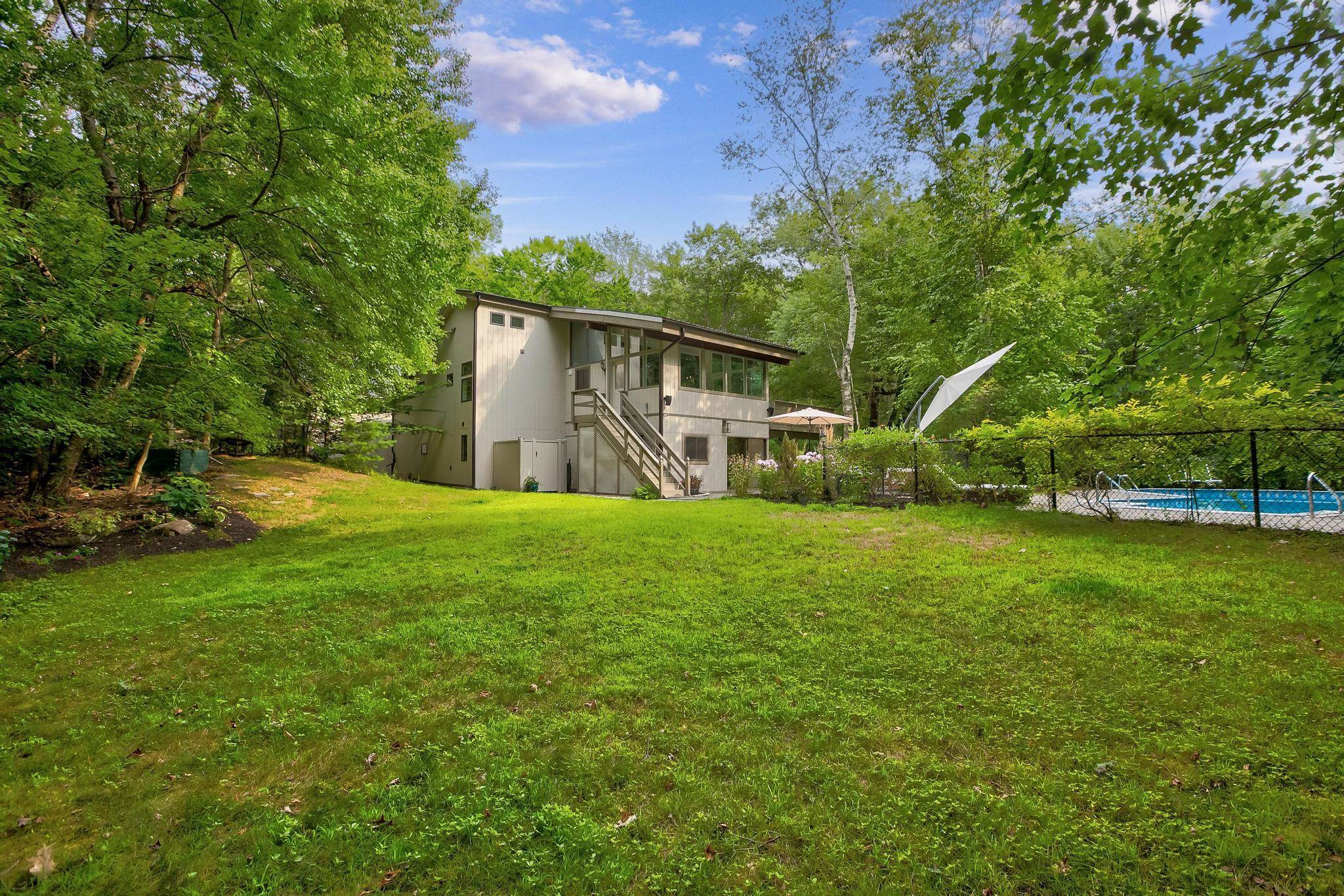 124 Goodhue Road Derry, NH 03038 - Photo 55 of 58