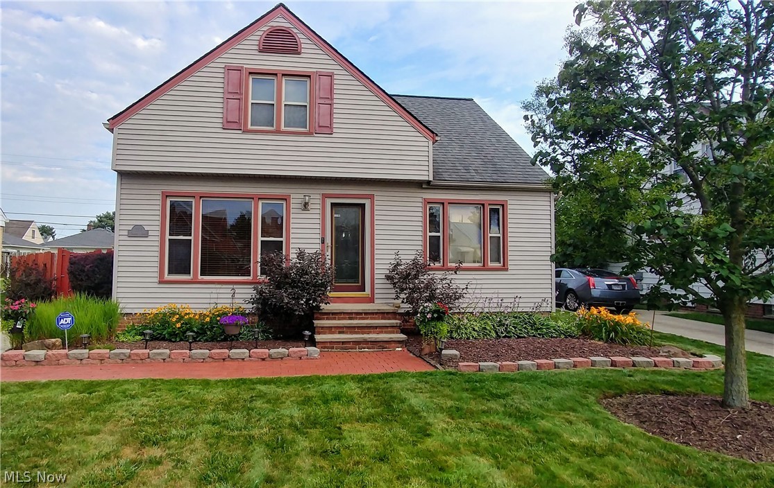 12316 Grannis Road Garfield Heights, OH 44125 - Photo 1 of 30